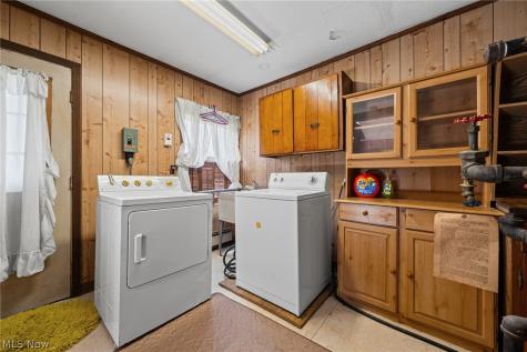 22486 Macbeth Avenue Fairview Park OH 44126