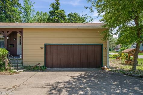 22486 Macbeth Avenue Fairview Park OH 44126