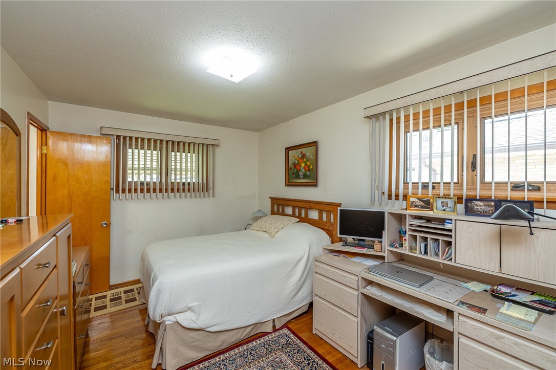 4751 Forest Edge Drive Brooklyn OH 44144