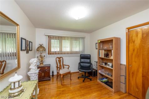 4751 Forest Edge Drive Brooklyn OH 44144