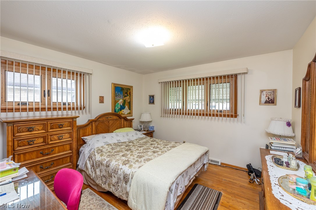 4751 Forest Edge Drive Brooklyn OH 44144