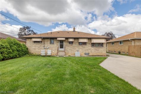 4751 Forest Edge Drive Brooklyn OH 44144