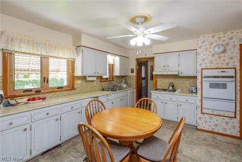 4751 Forest Edge Drive Brooklyn OH 44144