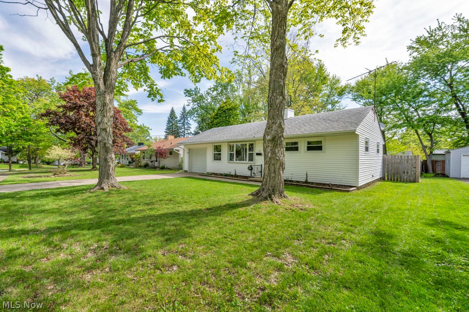 44 Circle Drive Medina OH 44256