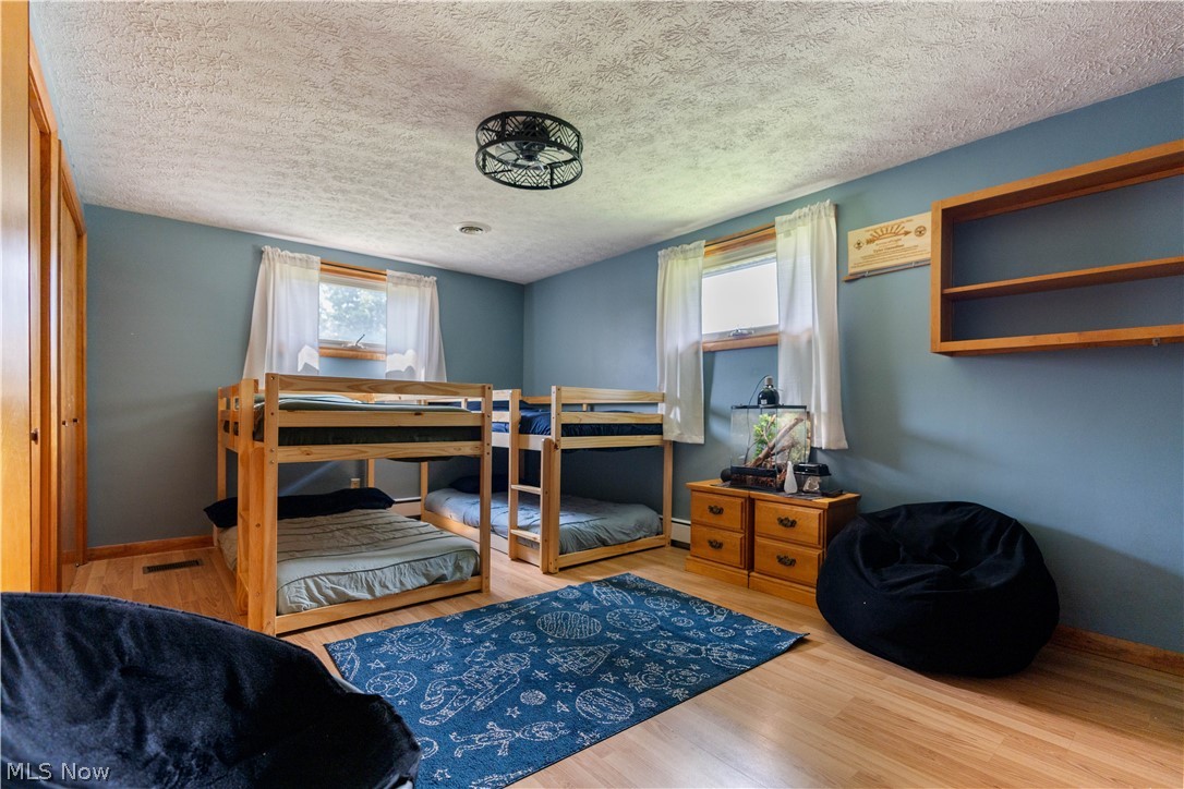 1516 Gulling Avenue Louisville OH 44641