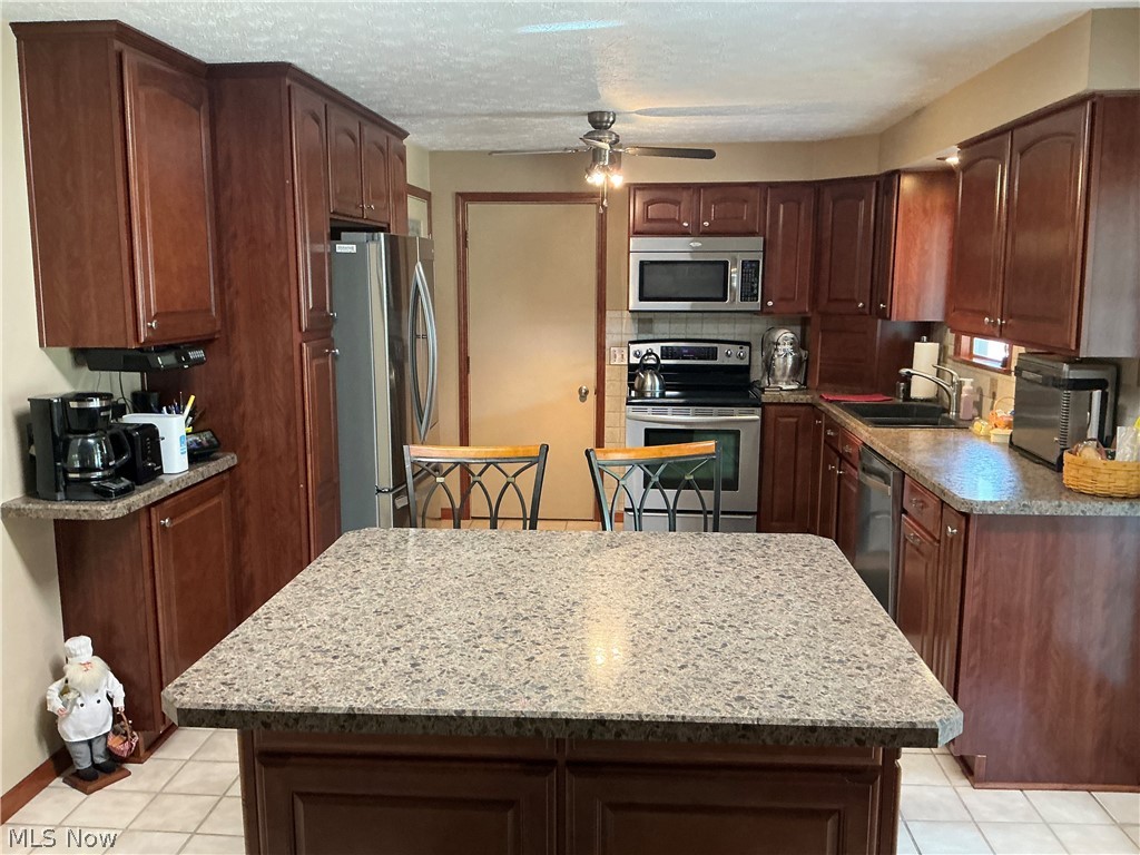 13592 Peppertree Avenue NW Mogadore OH 44201