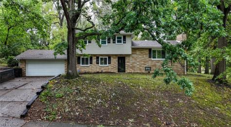 475 Iroquois Avenue Akron OH 44305