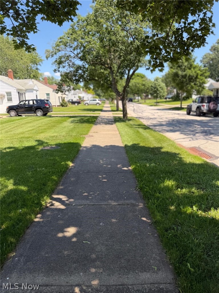 5141 Bridgewater Road Lyndhurst OH 44124