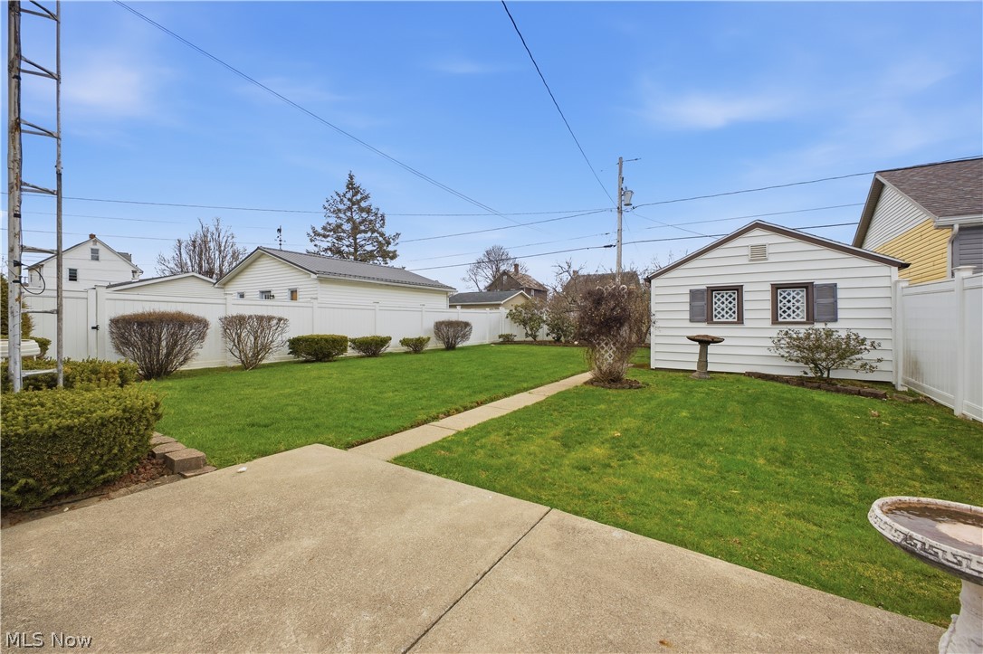 145 W Vermont Sebring OH 44672