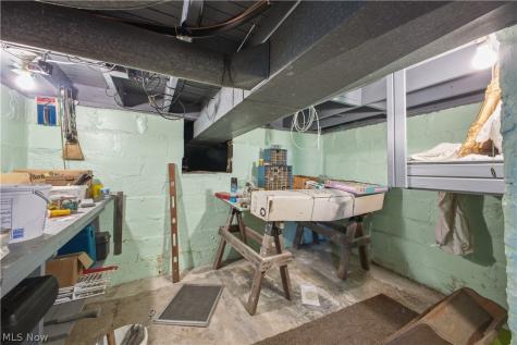 145 W Vermont Sebring OH 44672