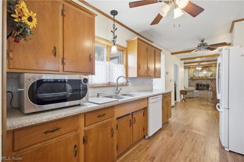 145 W Vermont Sebring OH 44672