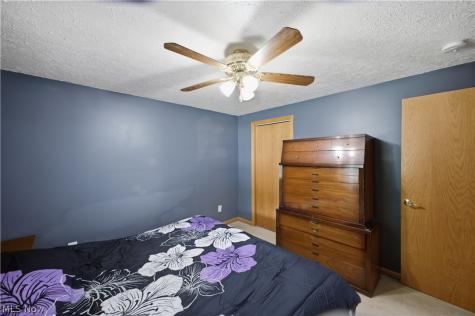 1057 Center Road Clinton OH 44216