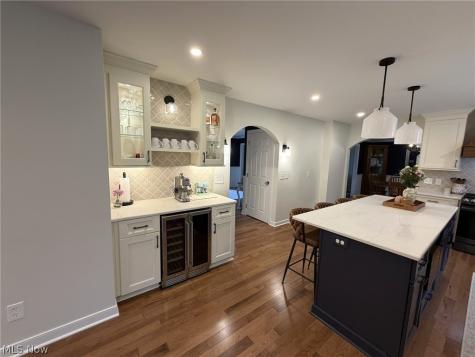6636 Olde Stone Circle NE Canton OH 44721