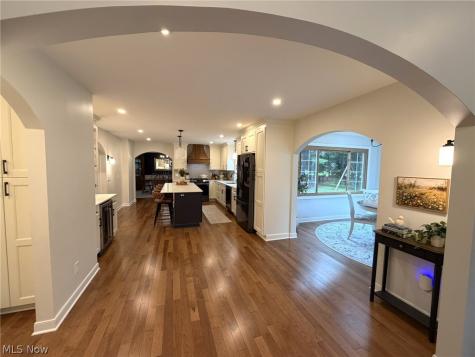 6636 Olde Stone Circle NE Canton OH 44721