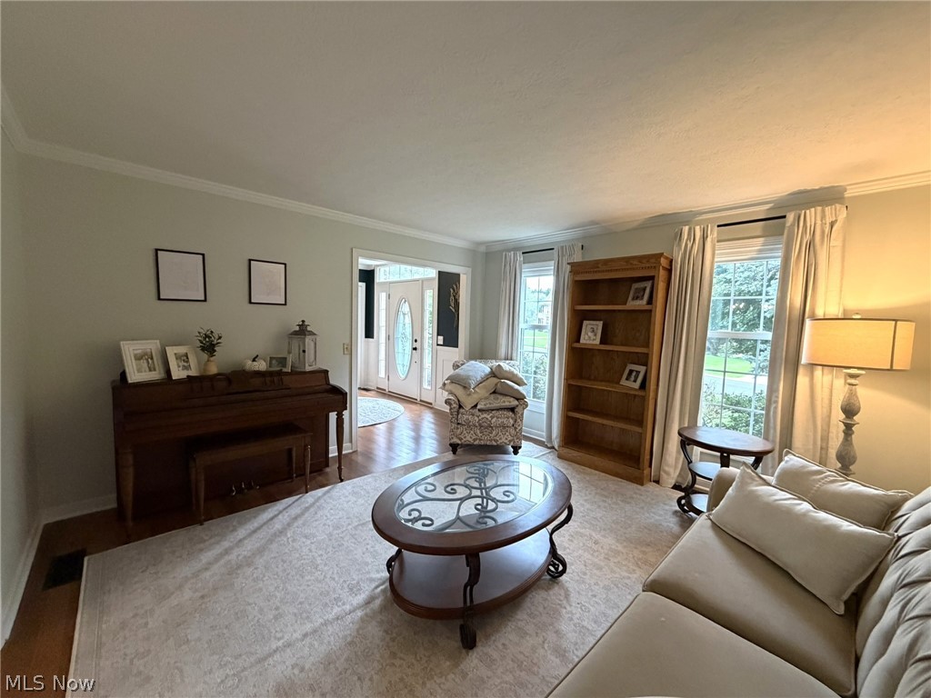 6636 Olde Stone Circle NE Canton OH 44721