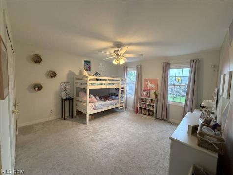6636 Olde Stone Circle NE Canton OH 44721