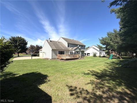6636 Olde Stone Circle NE Canton OH 44721