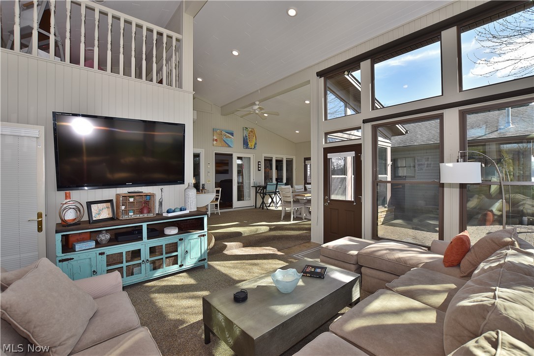 1251 Arrowhead Drive SW Dellroy OH 44620