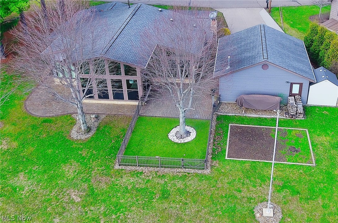 1251 Arrowhead Drive SW Dellroy OH 44620