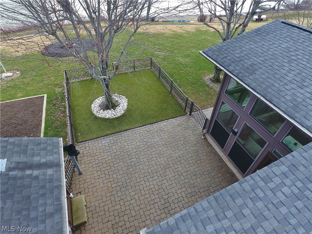 1251 Arrowhead Drive SW Dellroy OH 44620