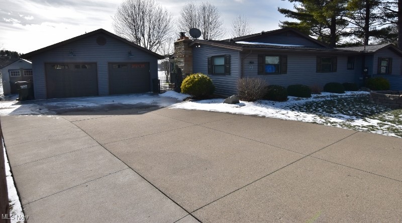 1251 Arrowhead Drive SW Dellroy OH 44620