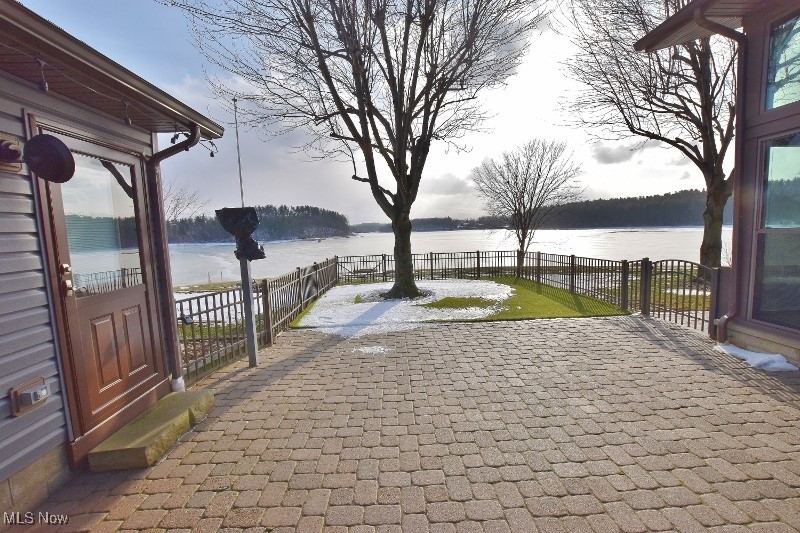 1251 Arrowhead Drive SW Dellroy OH 44620