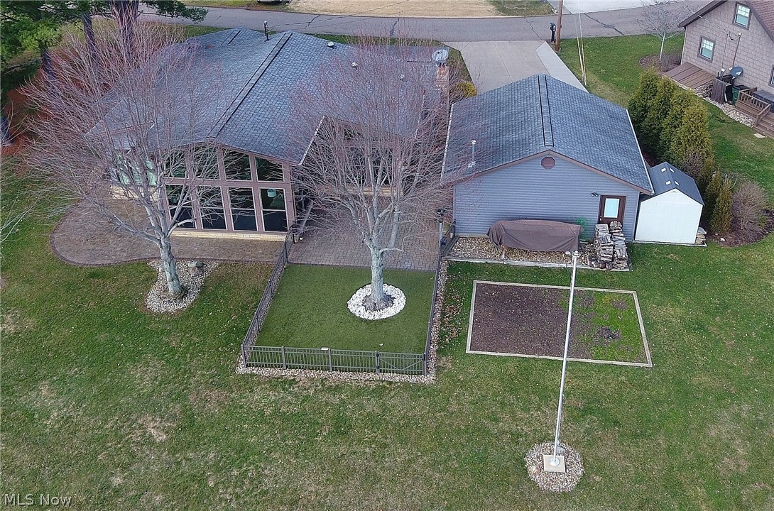 1251 Arrowhead Drive SW Dellroy OH 44620