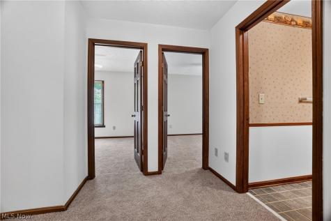 12757 Chamberlain Road Aurora OH 44202