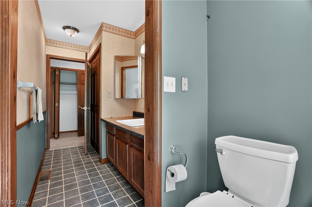 12757 Chamberlain Road Aurora OH 44202
