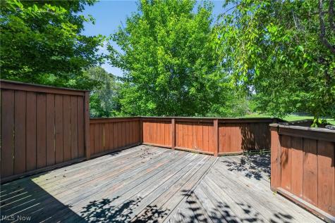 12757 Chamberlain Road Aurora OH 44202
