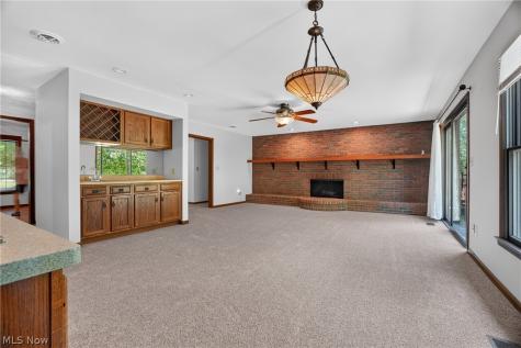 12757 Chamberlain Road Aurora OH 44202