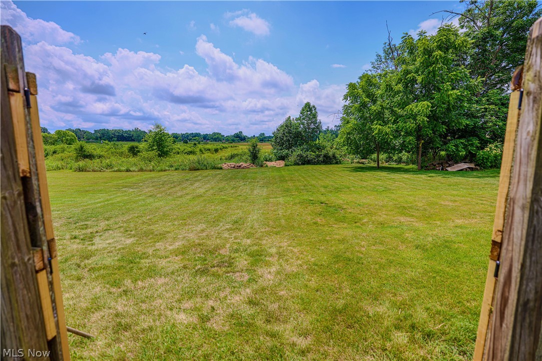 5244 Oakridge Drive Louisville OH 44641