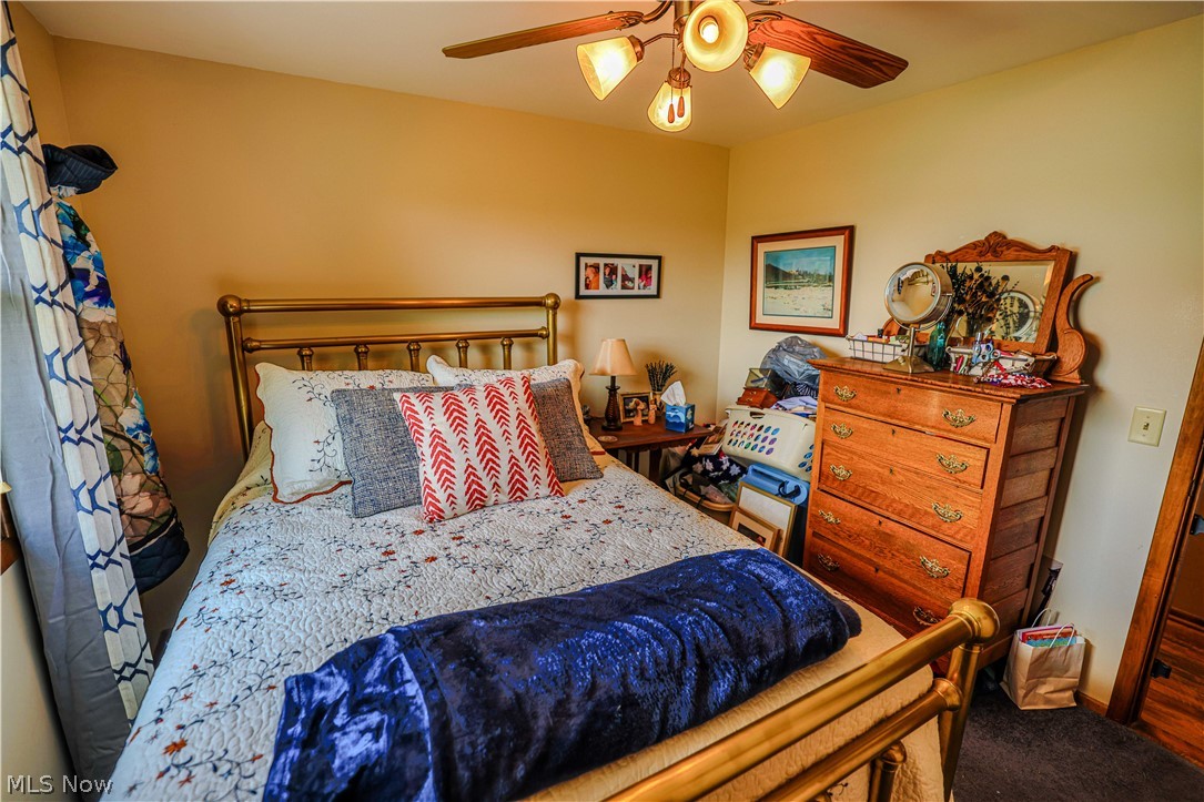 5244 Oakridge Drive Louisville OH 44641