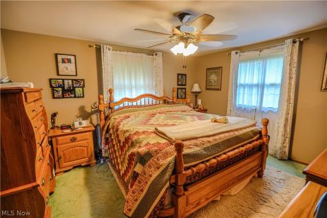 5244 Oakridge Drive Louisville OH 44641
