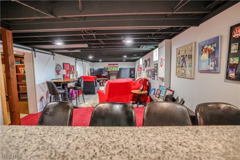 5244 Oakridge Drive Louisville OH 44641