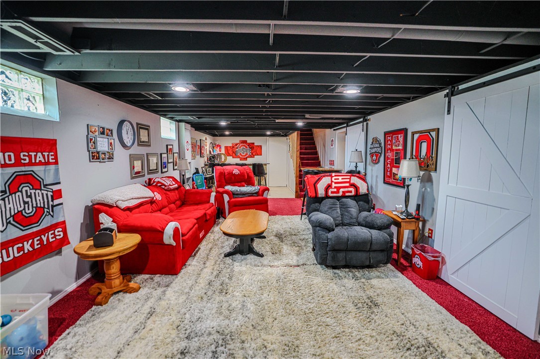 5244 Oakridge Drive Louisville OH 44641