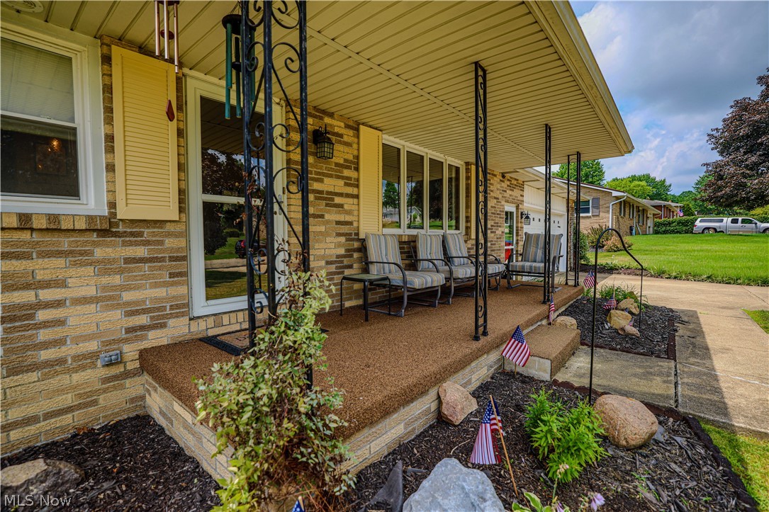 5244 Oakridge Drive Louisville OH 44641