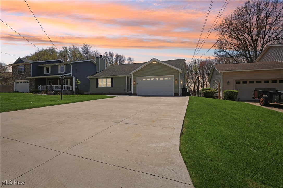 1992 Springfield Lake Boulevard Akron OH 44312