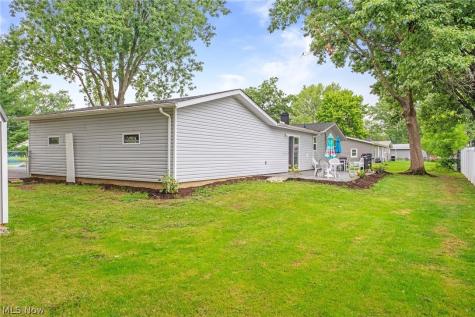 1487 Yale Drive Brunswick OH 44212