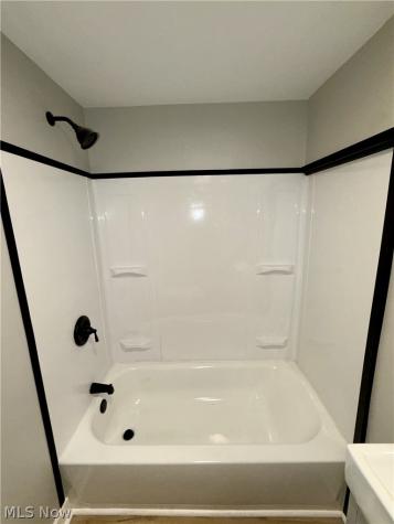 1751 Turkeyfoot Lake Road Akron OH 44203