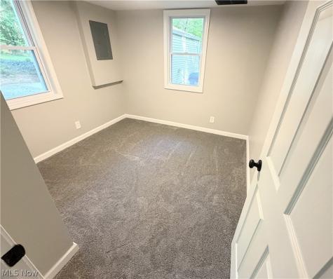 1751 Turkeyfoot Lake Road Akron OH 44203
