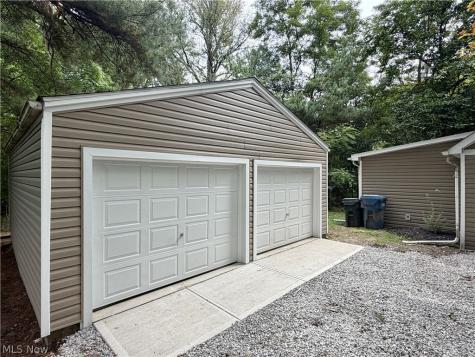 1751 Turkeyfoot Lake Road Akron OH 44203