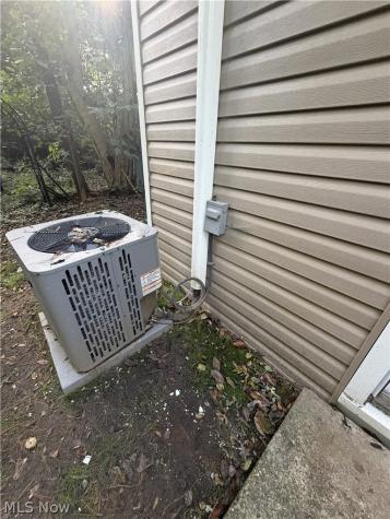 1751 Turkeyfoot Lake Road Akron OH 44203