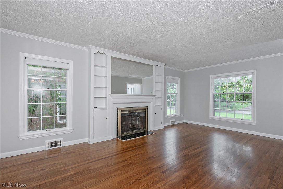 968 Englewood Road Cleveland Heights OH 44121