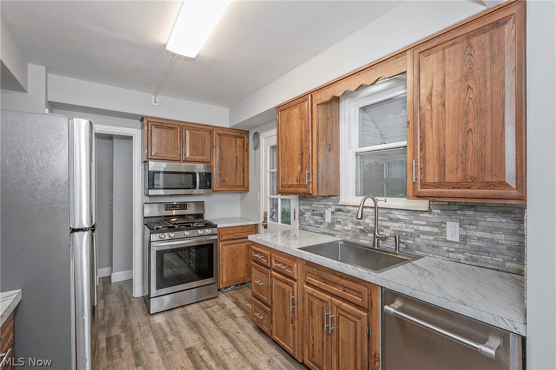 968 Englewood Road Cleveland Heights OH 44121