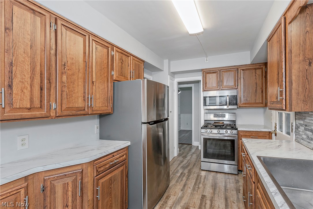 968 Englewood Road Cleveland Heights OH 44121
