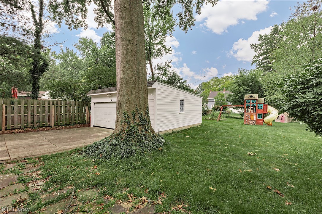 968 Englewood Road Cleveland Heights OH 44121