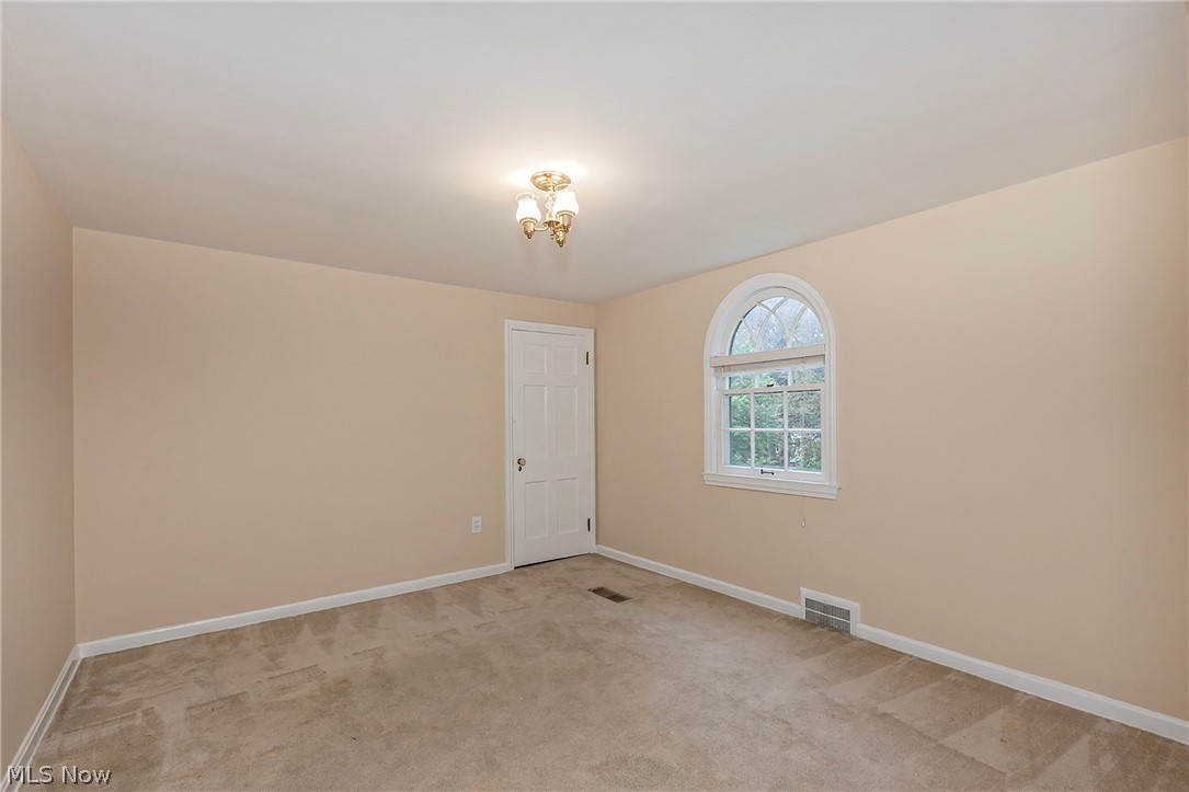 968 Englewood Road Cleveland Heights OH 44121