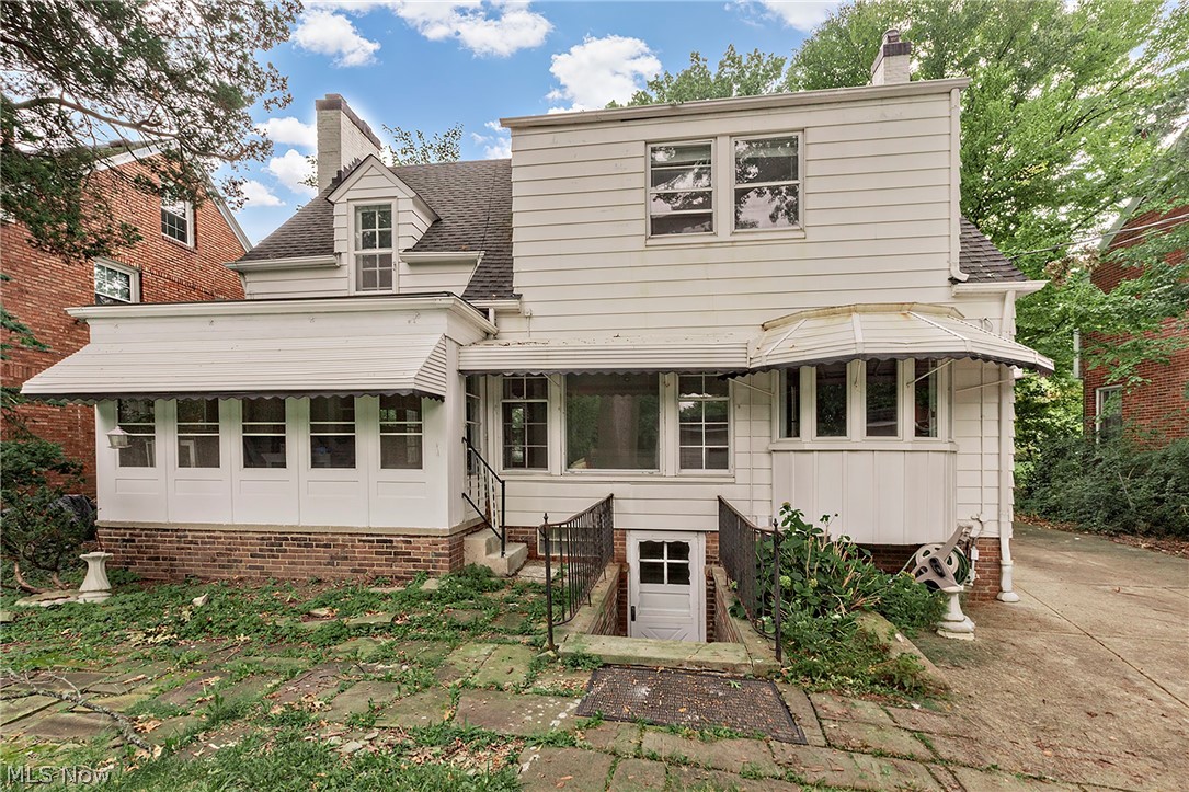 968 Englewood Road Cleveland Heights OH 44121