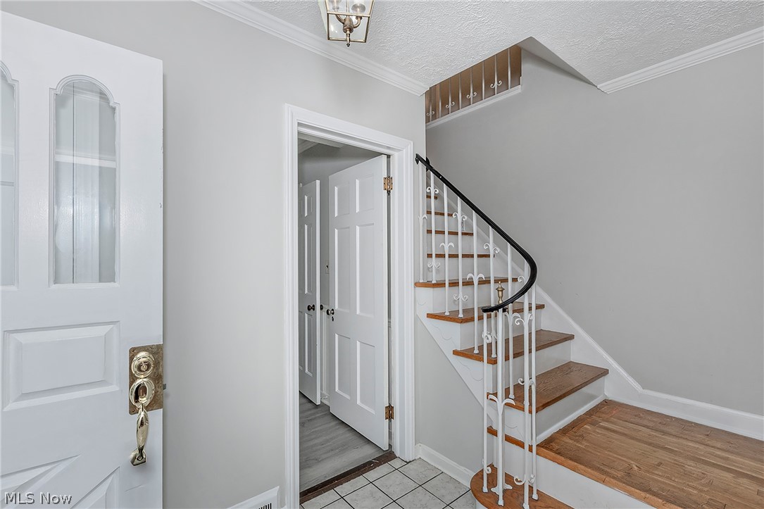 968 Englewood Road Cleveland Heights OH 44121